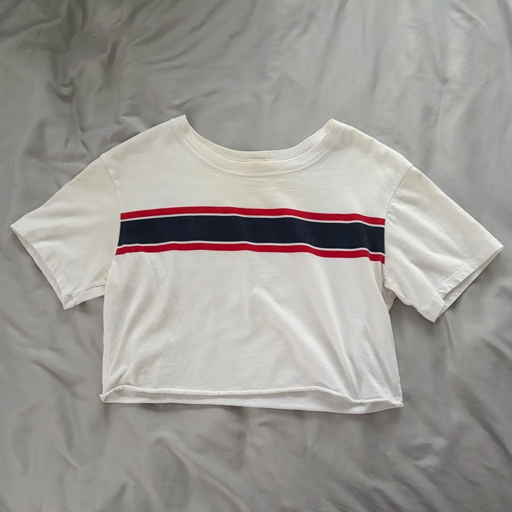 Garage White Top with Black Logo Tag